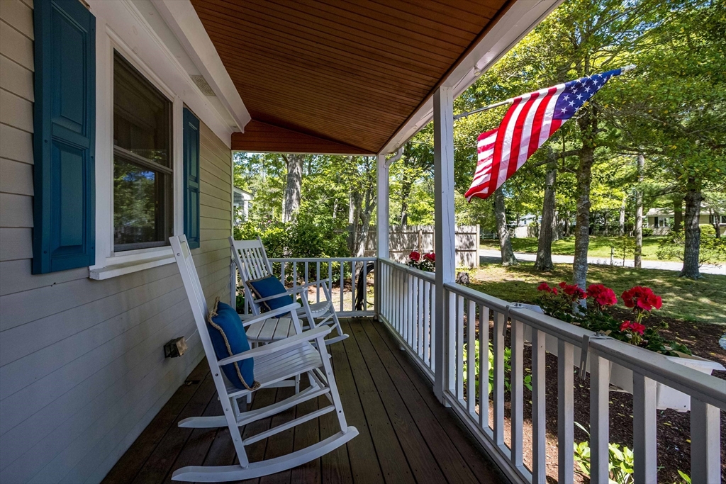 23 Baird Way Barnstable, MA 02632 - Photo 5 of 35