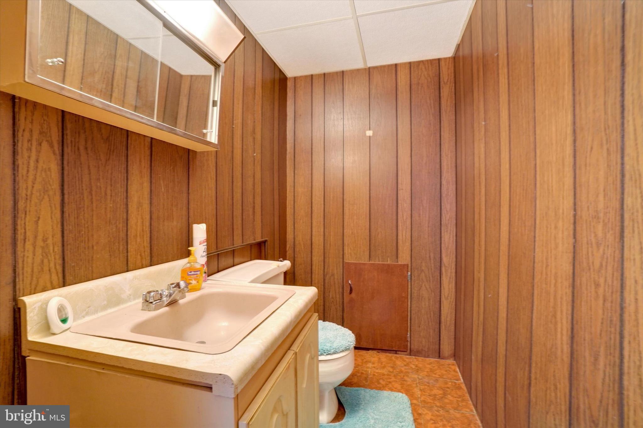 16 Forest Hills Road Red Lion, PA 17356 - Photo 21 of 28 a bathroom with a sink a toilet and shower