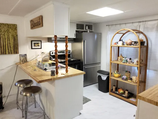 $99,900 | 142 Moncks Corner Road, Eutawville, SC 29048