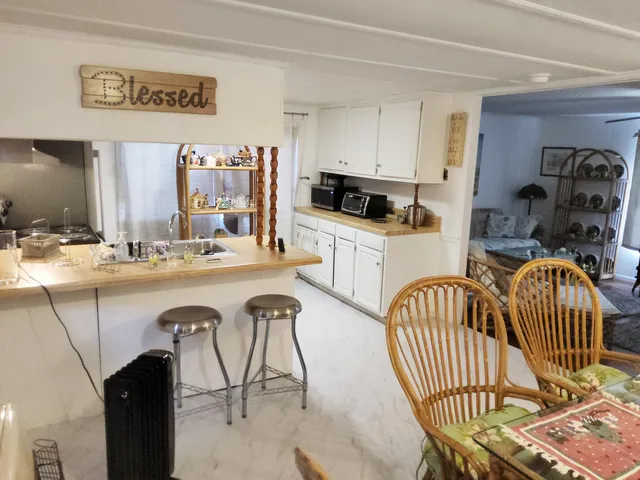 $99,900 | 142 Moncks Corner Road, Eutawville, SC 29048