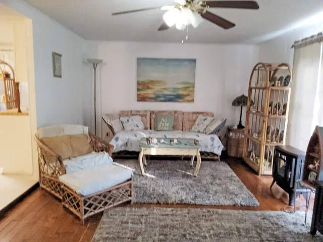 $99,900 | 142 Moncks Corner Road, Eutawville, SC 29048