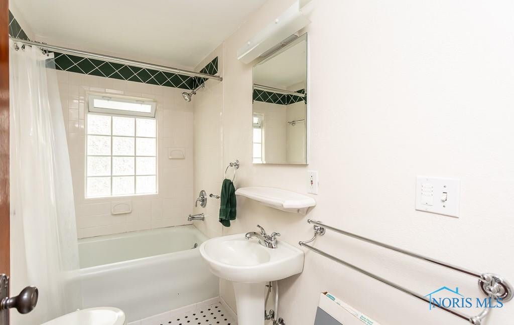 5125 Golden Road Toledo, OH 43615 - Photo 24 of 26 Gallery Image 24