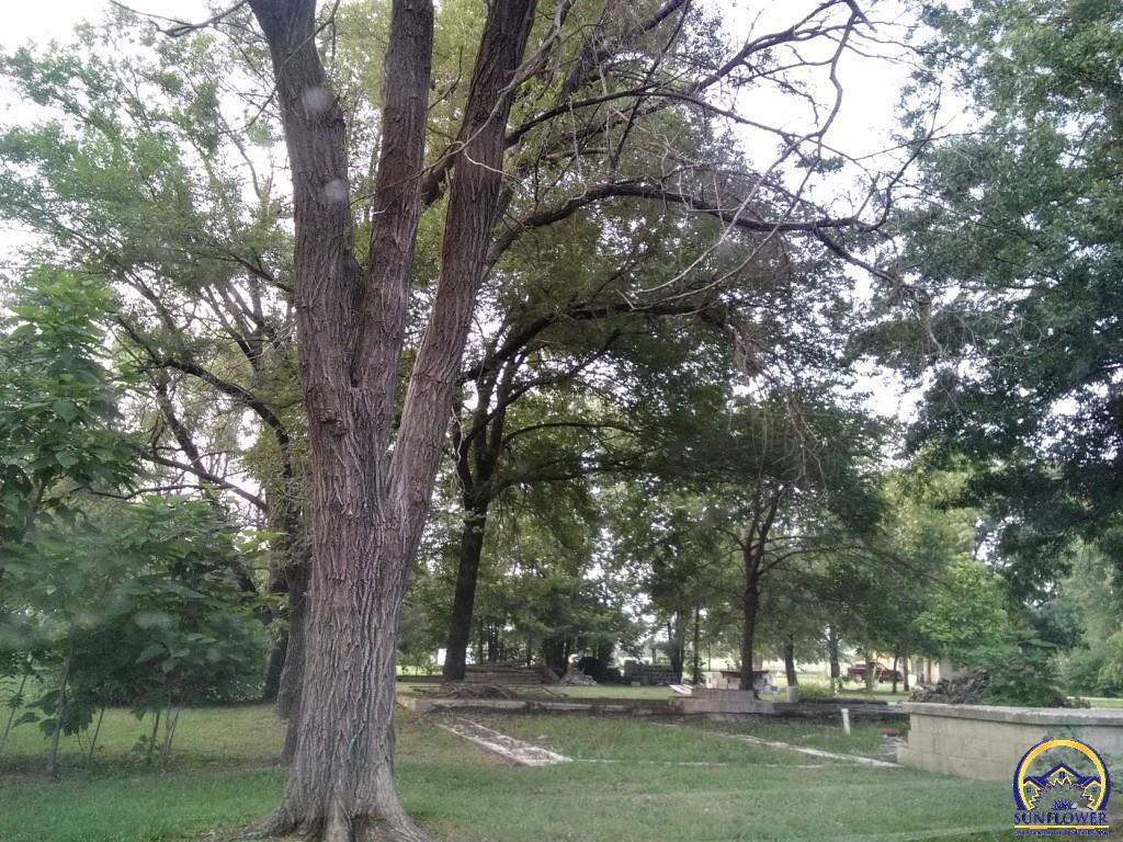 501 Sycamore Street Americus, KS 66835 - Photo 2 of 7