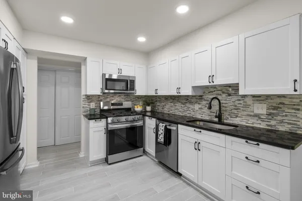 $310,000 | 5727 Harpers Farm Road, Unit F, Columbia, MD 21044