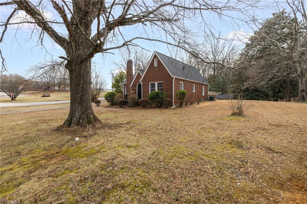 1200 Center Church Road Eden, NC 27288 - Photo 3 of 38