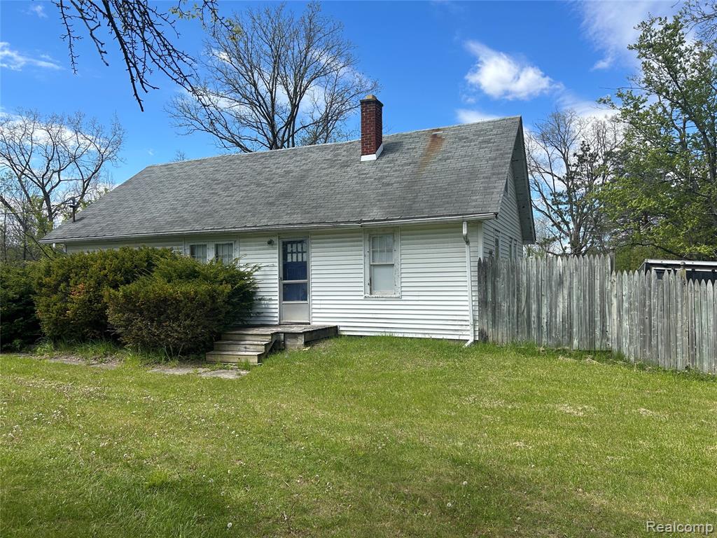 2356 South Dye Road Flint, MI 48532 - Photo 7 of 20