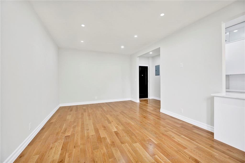 7101 Shore Road, Unit 1D Brooklyn, NY 11209 - Photo 3 of 20 Gallery Image 3