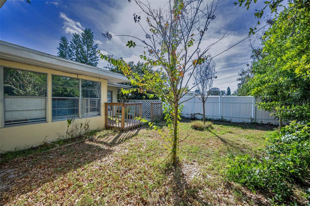 2476 Coronado Way Dunedin, FL 34698 - Photo 27 of 81