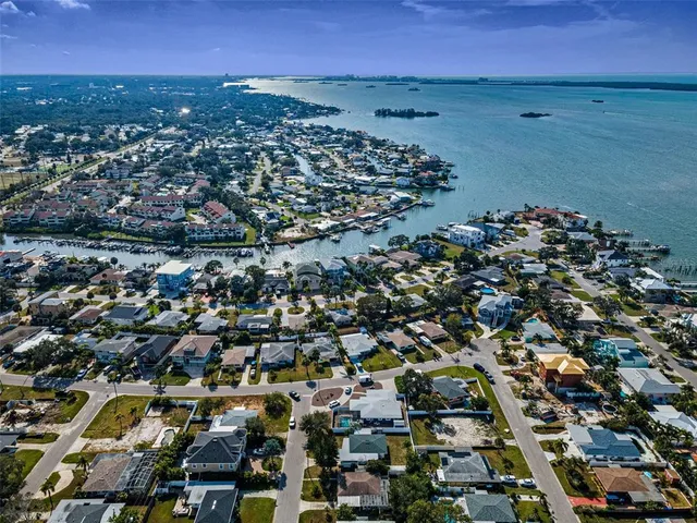 $399,000 | 2476 Coronado Way, Dunedin, FL 34698