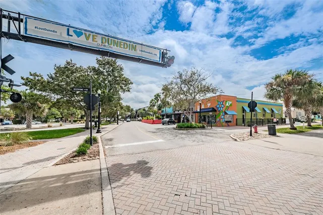 $399,000 | 2476 Coronado Way, Dunedin, FL 34698