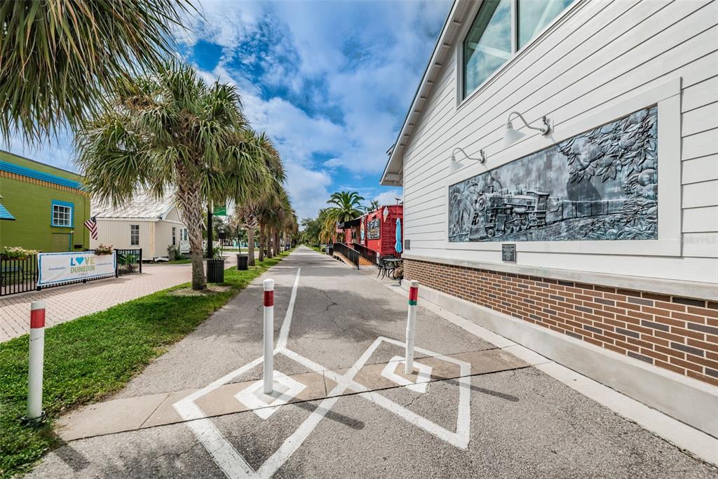 2476 Coronado Way Dunedin, FL 34698 - Photo 65 of 81