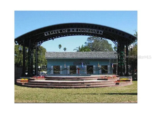 $399,000 | 2476 Coronado Way, Dunedin, FL 34698