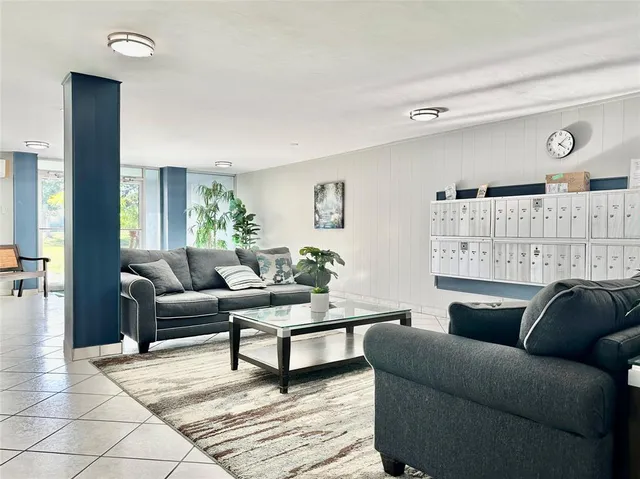 $3,100 | 5301 Northwest 2nd Avenue, Unit 408, Boca Raton, FL 33487