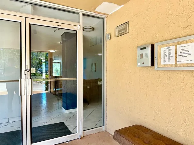 $3,100 | 5301 Northwest 2nd Avenue, Unit 408, Boca Raton, FL 33487