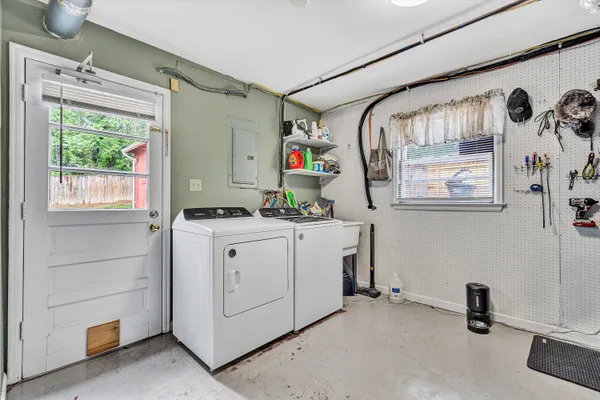 $395,000 | 3166 Galloway Drive, Roanoke, VA 24018