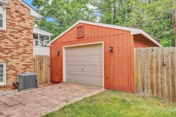 $395,000 | 3166 Galloway Drive, Roanoke, VA 24018