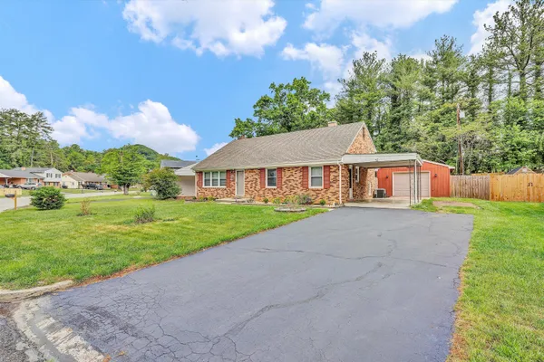 $395,000 | 3166 Galloway Drive, Roanoke, VA 24018