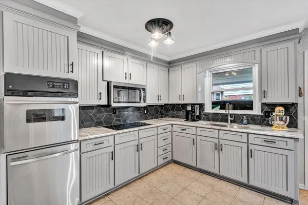 $395,000 | 3166 Galloway Drive, Roanoke, VA 24018