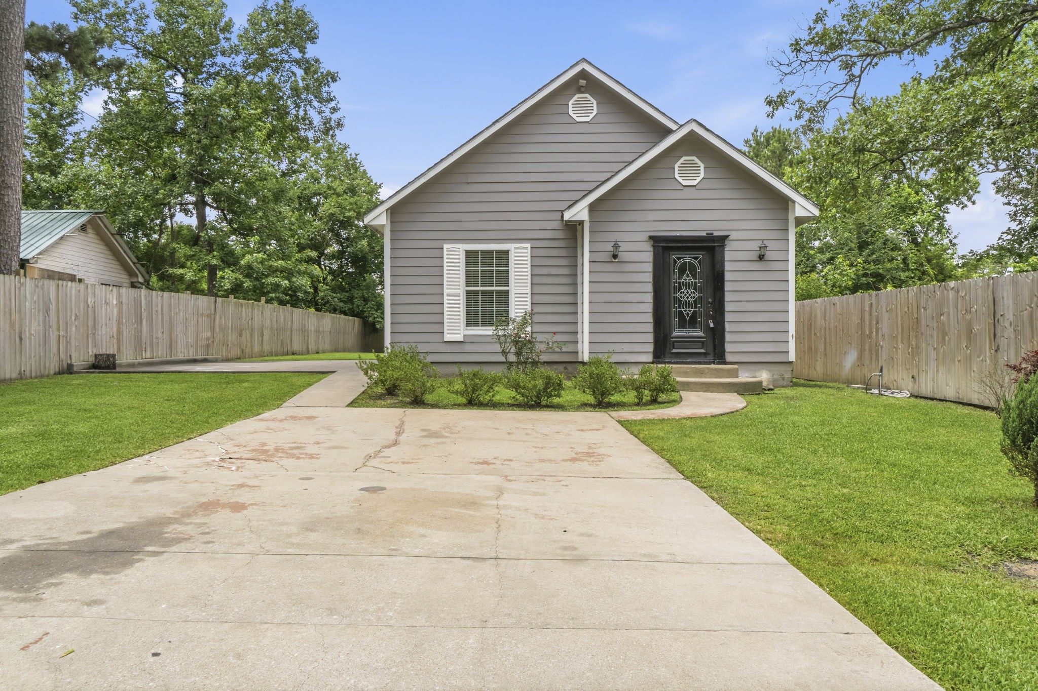 191 Burch Road Shepherd, TX 77371 - Photo 4 of 27