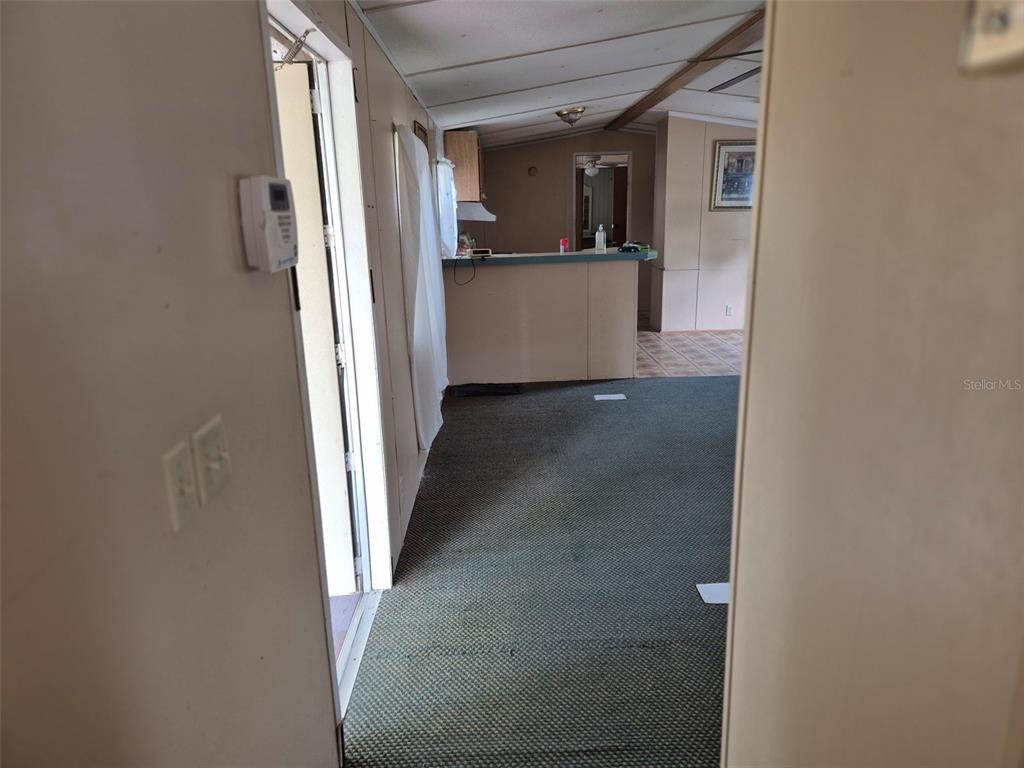 11651 Northeast 73rd Lane Bronson, FL 32621 - Photo 28 of 39 a view of a hallway