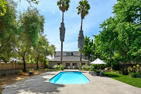 $5,495,000 | 438 Matheson Street, Healdsburg, CA 95448