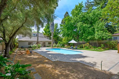 $5,495,000 | 438 Matheson Street, Healdsburg, CA 95448