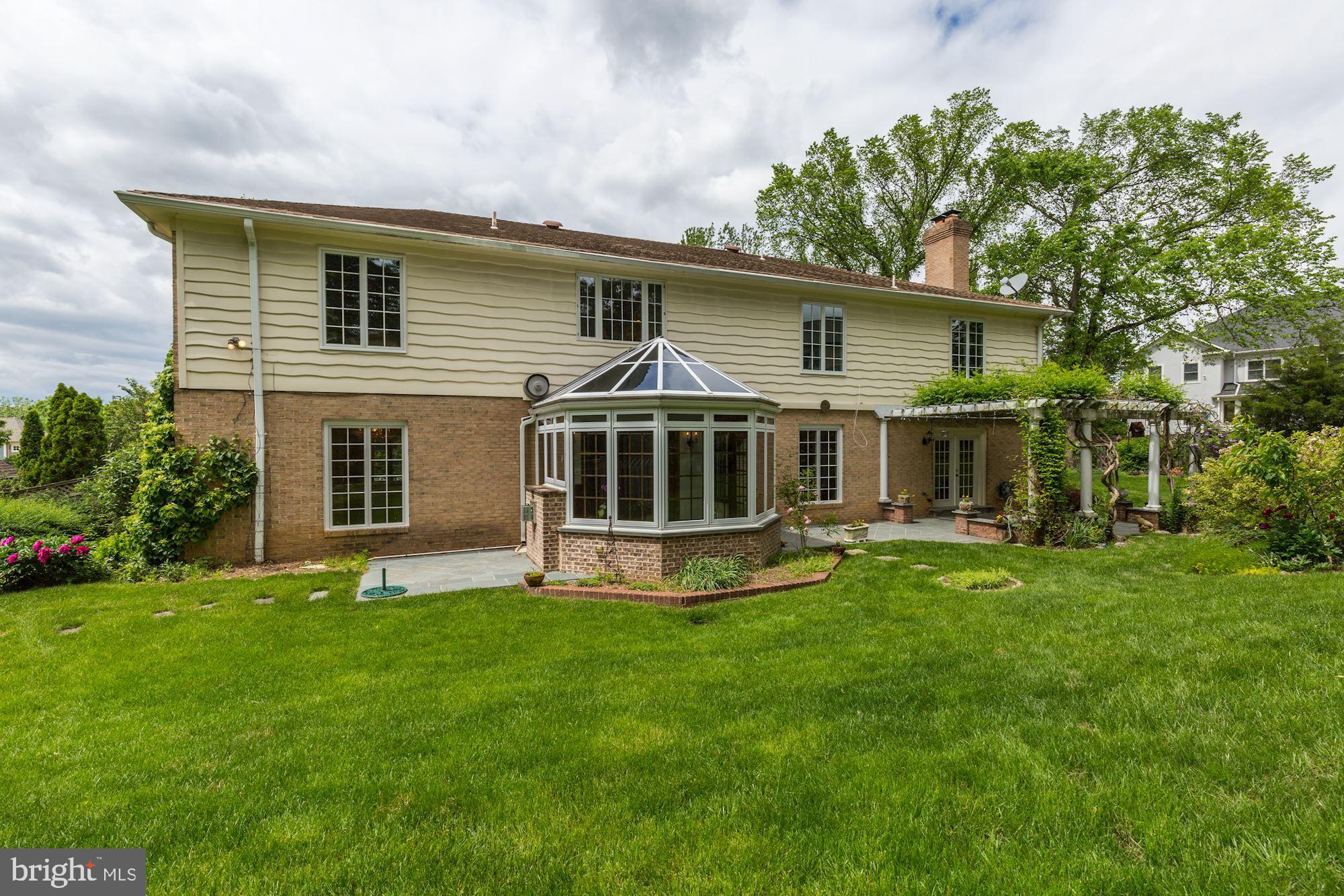 9809 Hall Road Potomac, MD 20854 - Photo 44 of 55