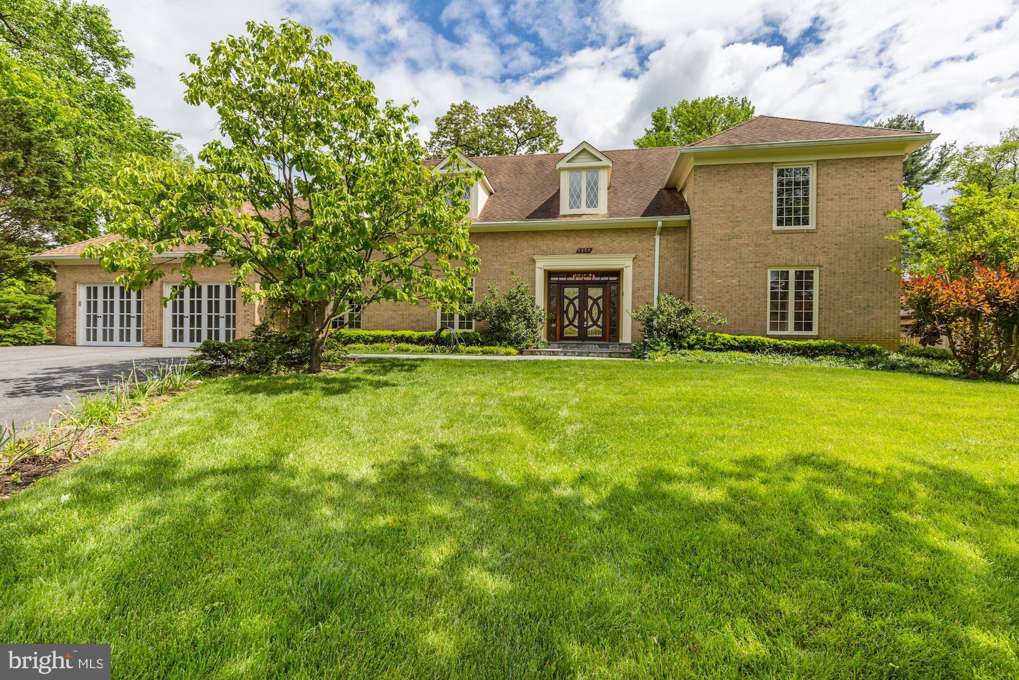 9809 Hall Road Potomac, MD 20854 - Photo 5 of 55 Welcome to this beautiful brick home
