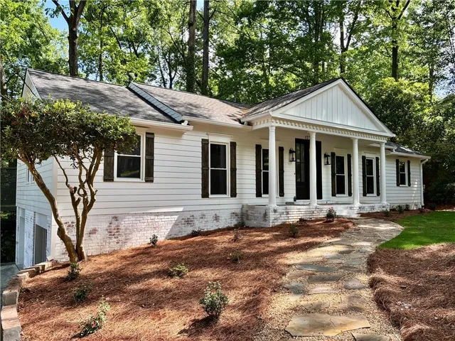 $799,000 | 1230 Sunderland Court Northeast, Brookhaven, GA 30319