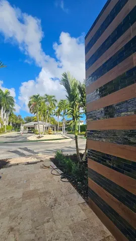 $395,000 | 4 Royal Palm Way, Unit 6050, Boca Raton, FL 33432