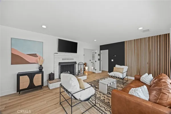 $2,600 | 55585 Onaga Trail, Yucca Valley, CA 92284