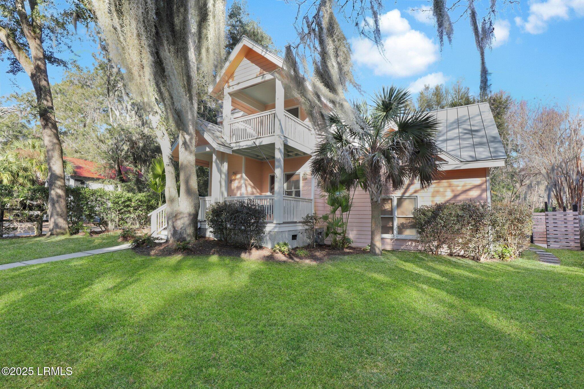 11 Holbrook Drive Beaufort, SC 29902 - Photo 3 of 52 8-web-or-mls-1X2A3017a