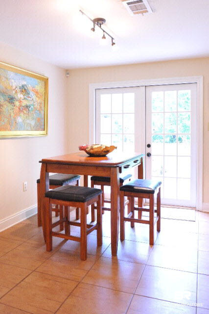 7346 Cook Road Foley, AL 36535 - Photo 5 of 36 Breakfast Area