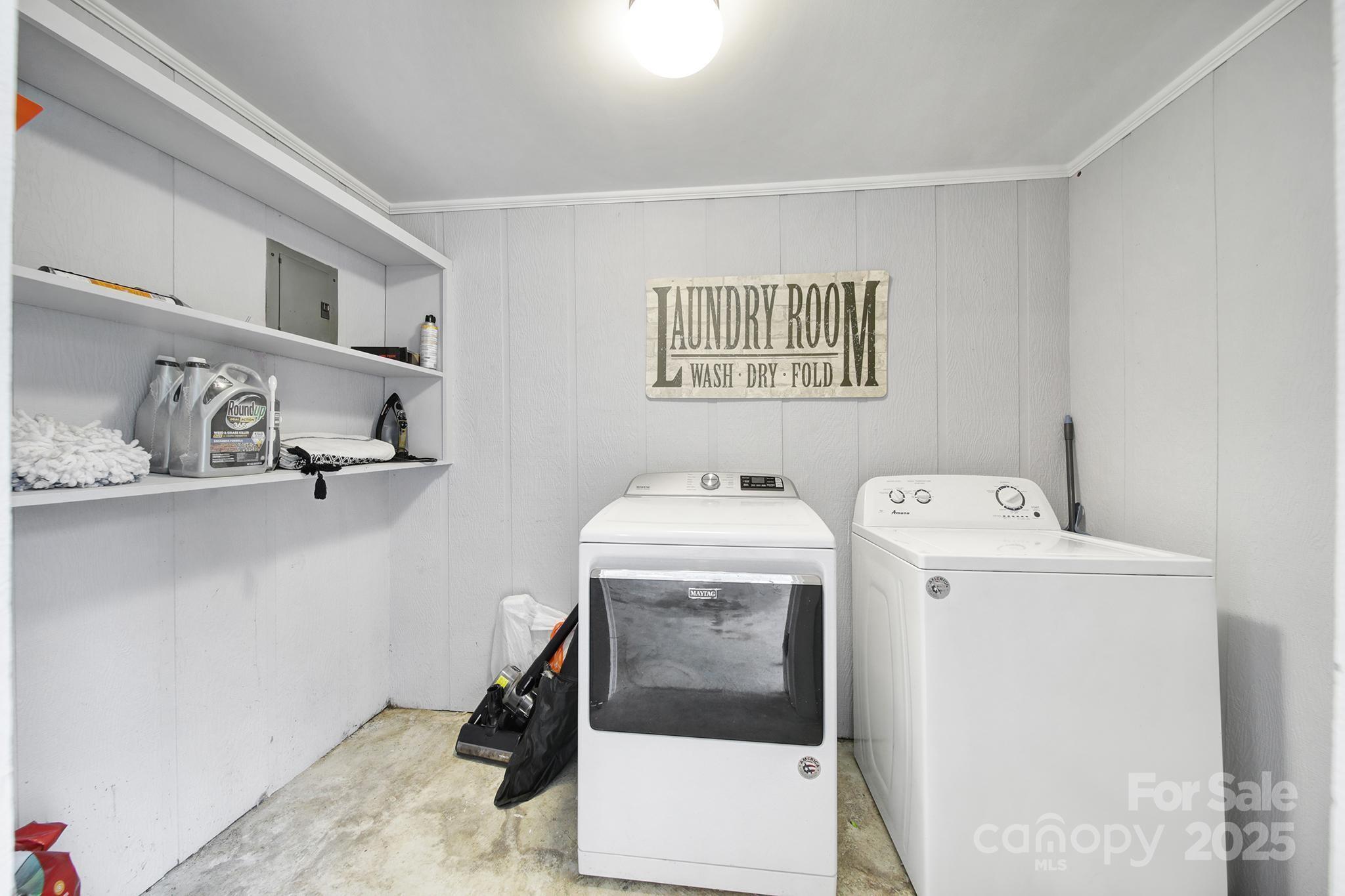 1306 Church Street Lancaster, SC 29720 - Photo 22 of 26 a utility room with dryer and washer