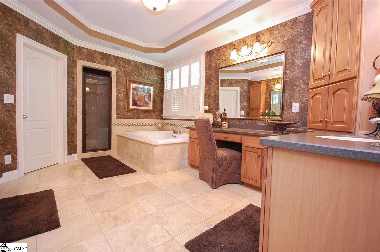 101 Player Way Simpsonville, SC 29681 - Photo 8 of 36 Gallery Image 8