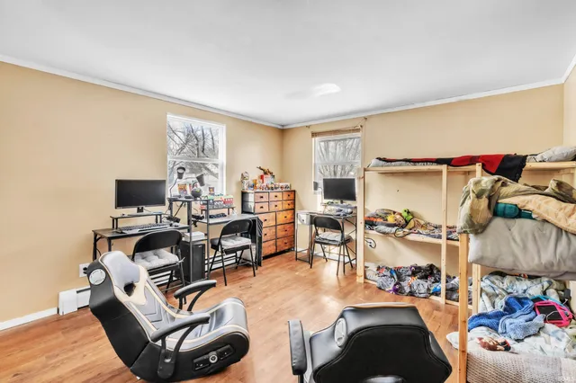 $255,000 | 200 Crescent Avenue, Kendallville, IN 46755