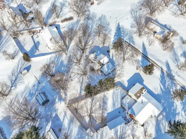 $255,000 | 200 Crescent Avenue, Kendallville, IN 46755