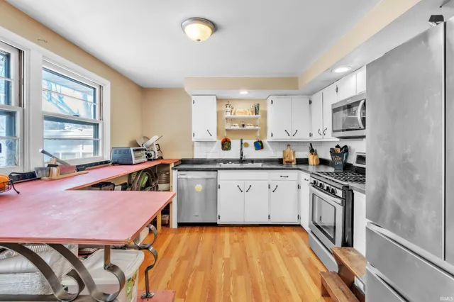 $255,000 | 200 Crescent Avenue, Kendallville, IN 46755