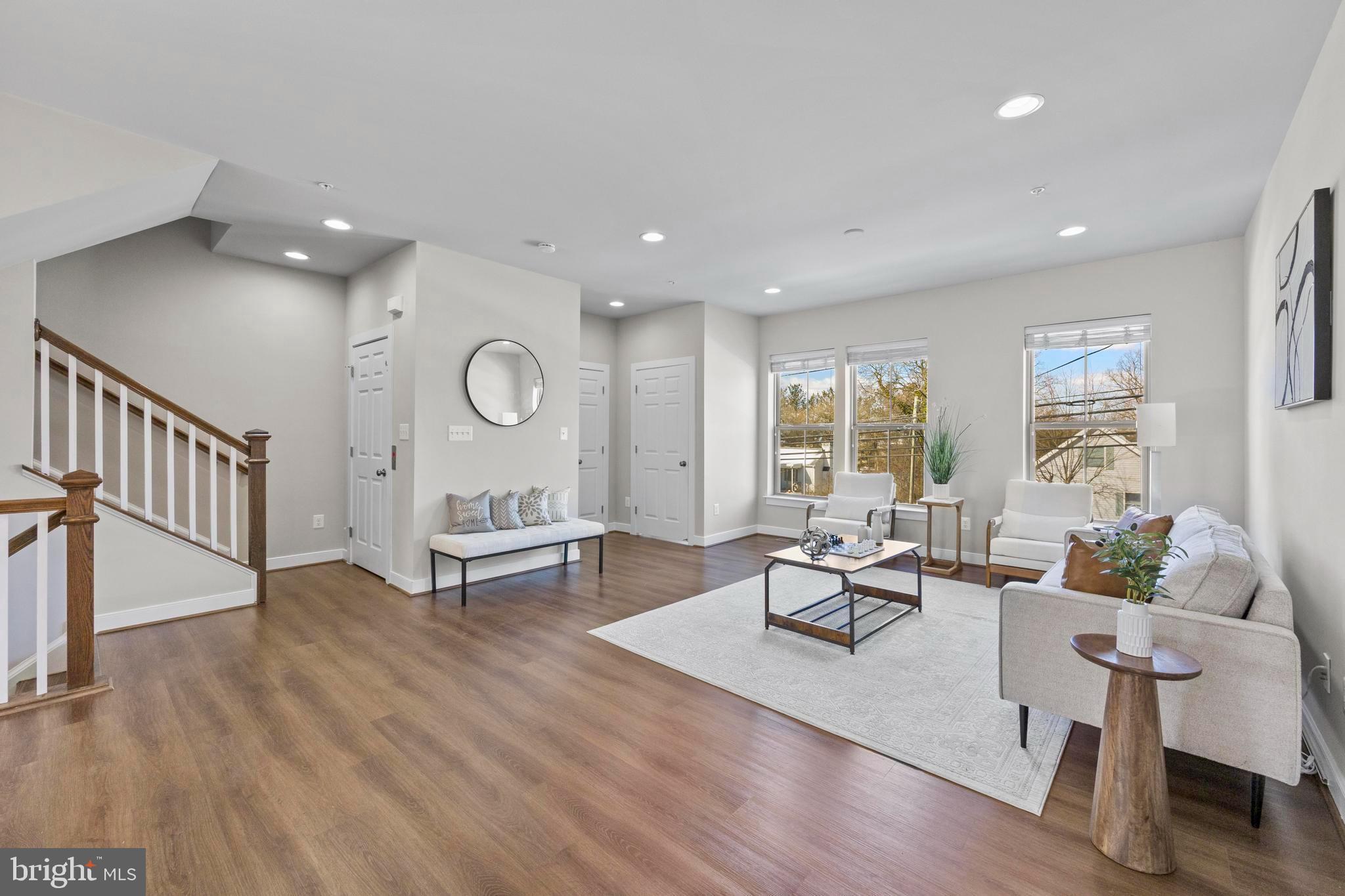 14247 Travilah Road Rockville, MD 20850 - Photo 13 of 95 living room