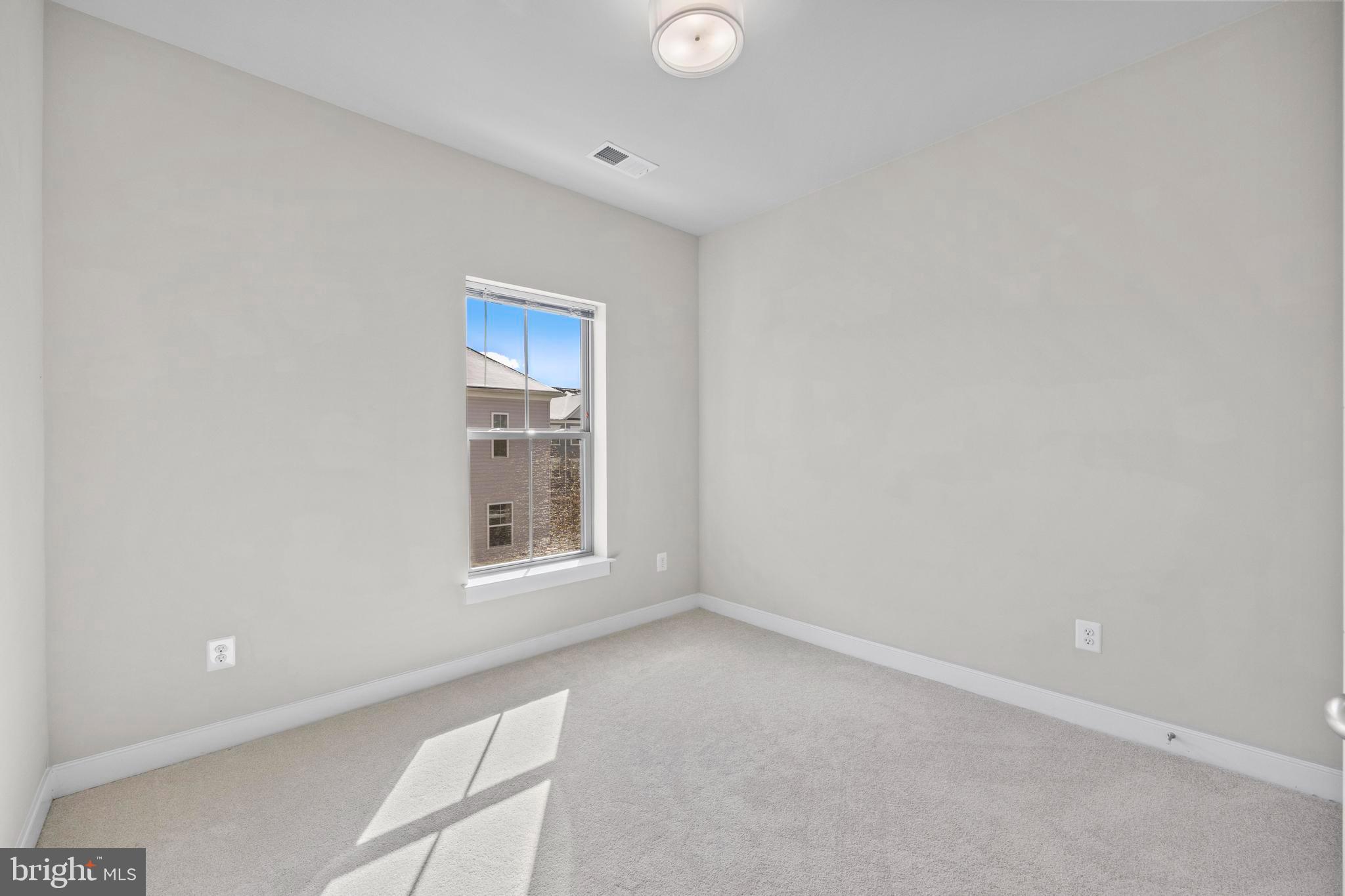 14247 Travilah Road Rockville, MD 20850 - Photo 45 of 95 2nd room