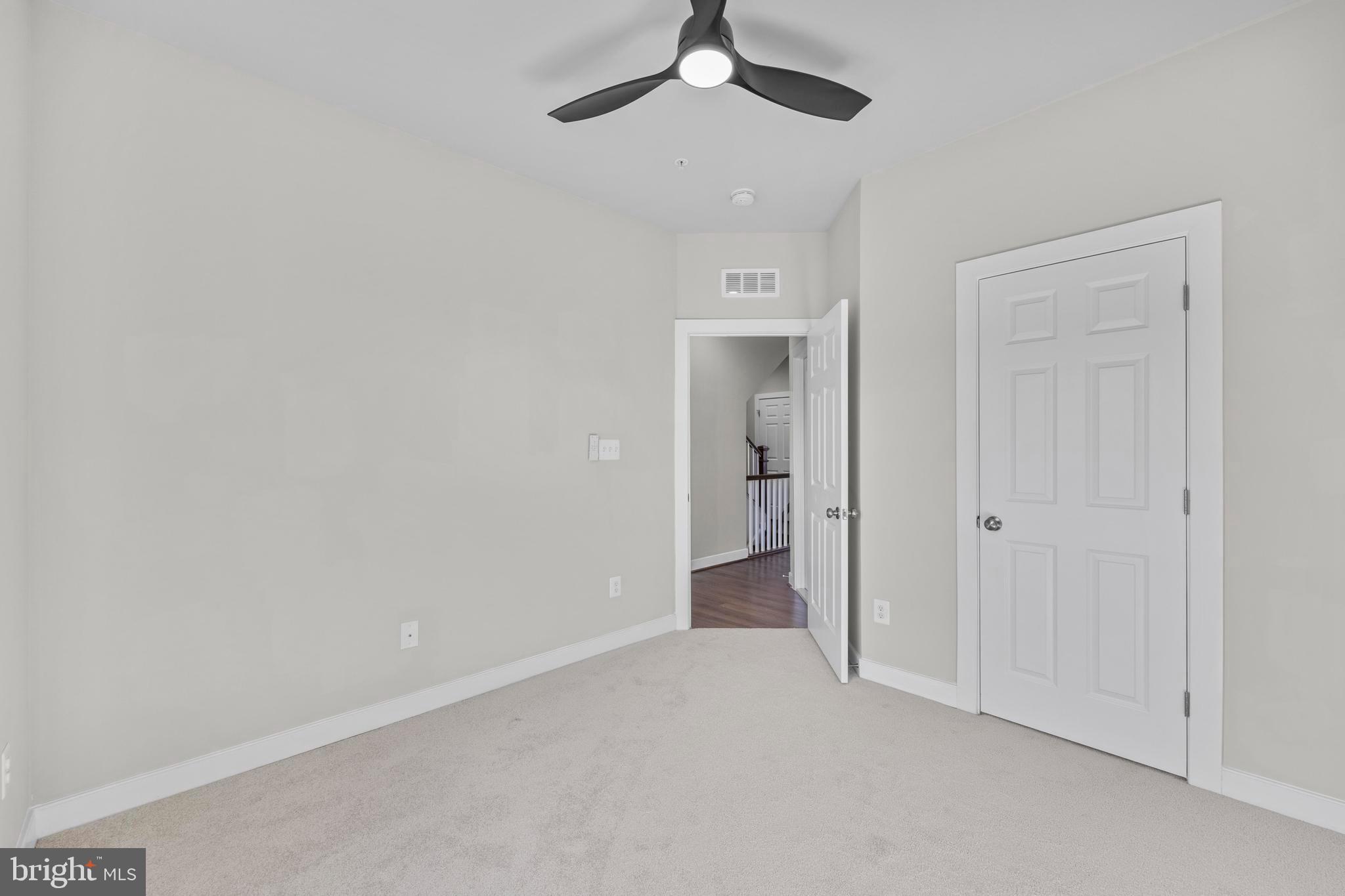14247 Travilah Road Rockville, MD 20850 - Photo 50 of 95 3rd room