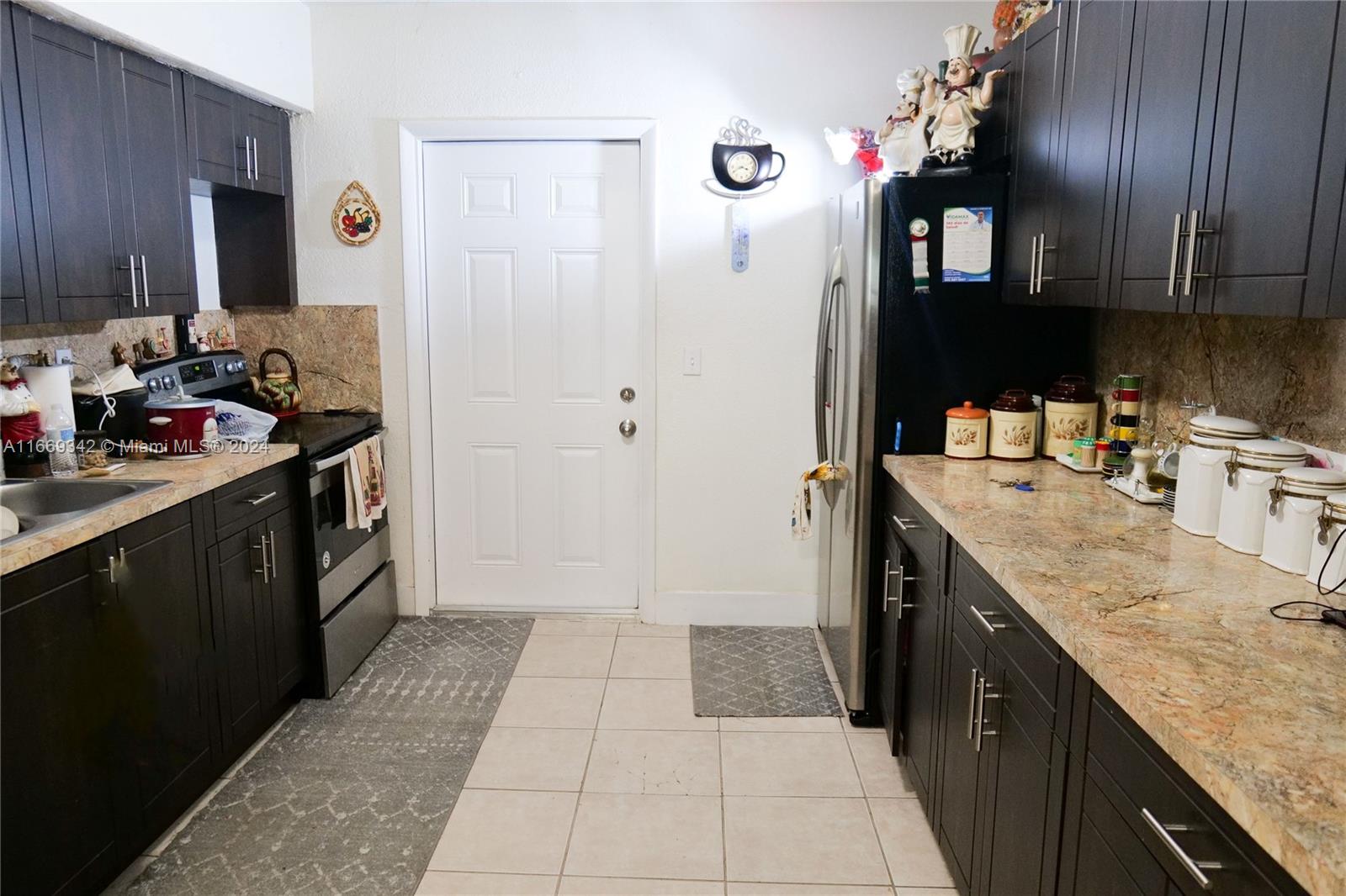 1910 Northwest 66th Street Miami, FL 33147 - Photo 4 of 18