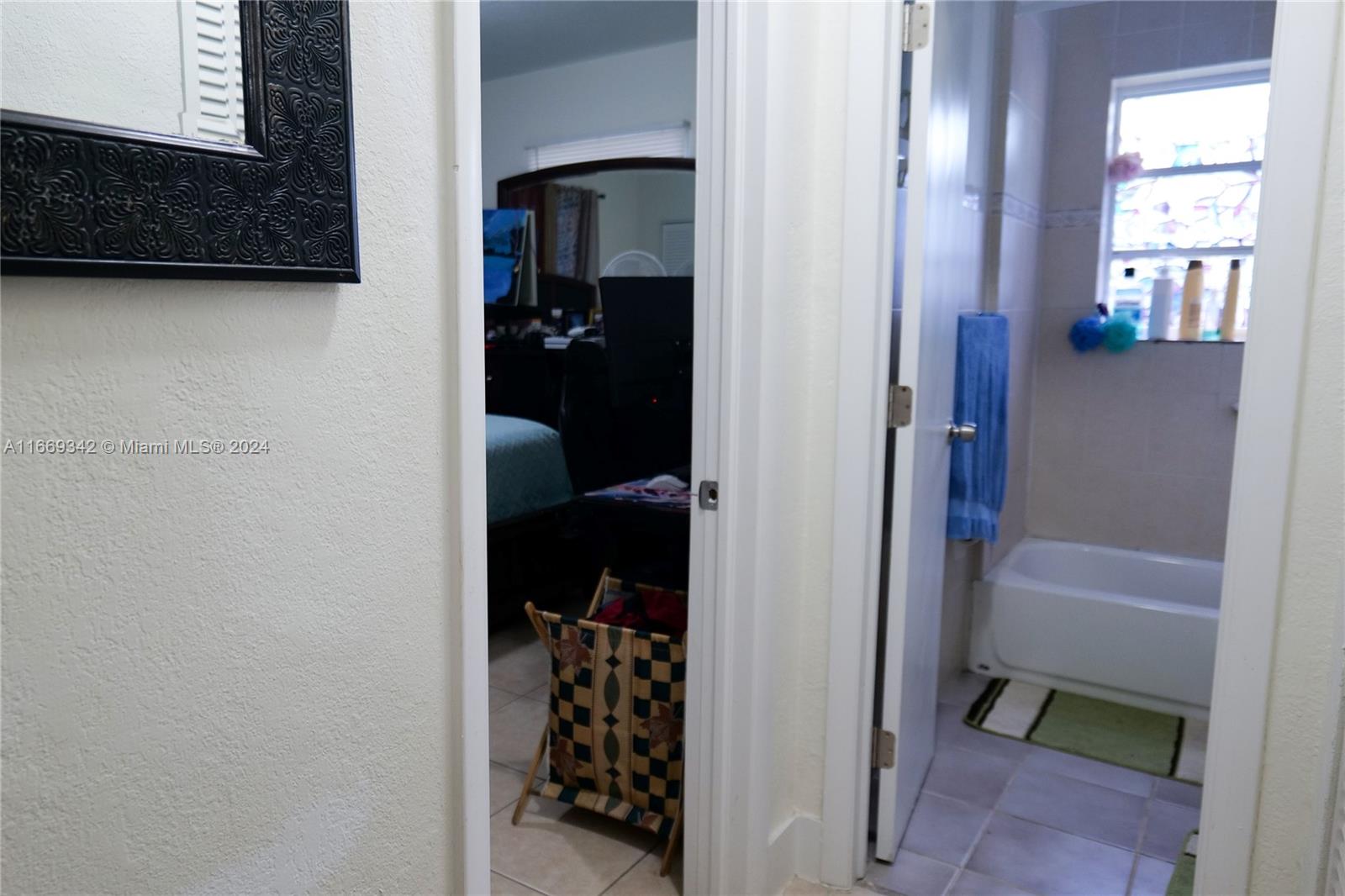 1910 Northwest 66th Street Miami, FL 33147 - Photo 10 of 18