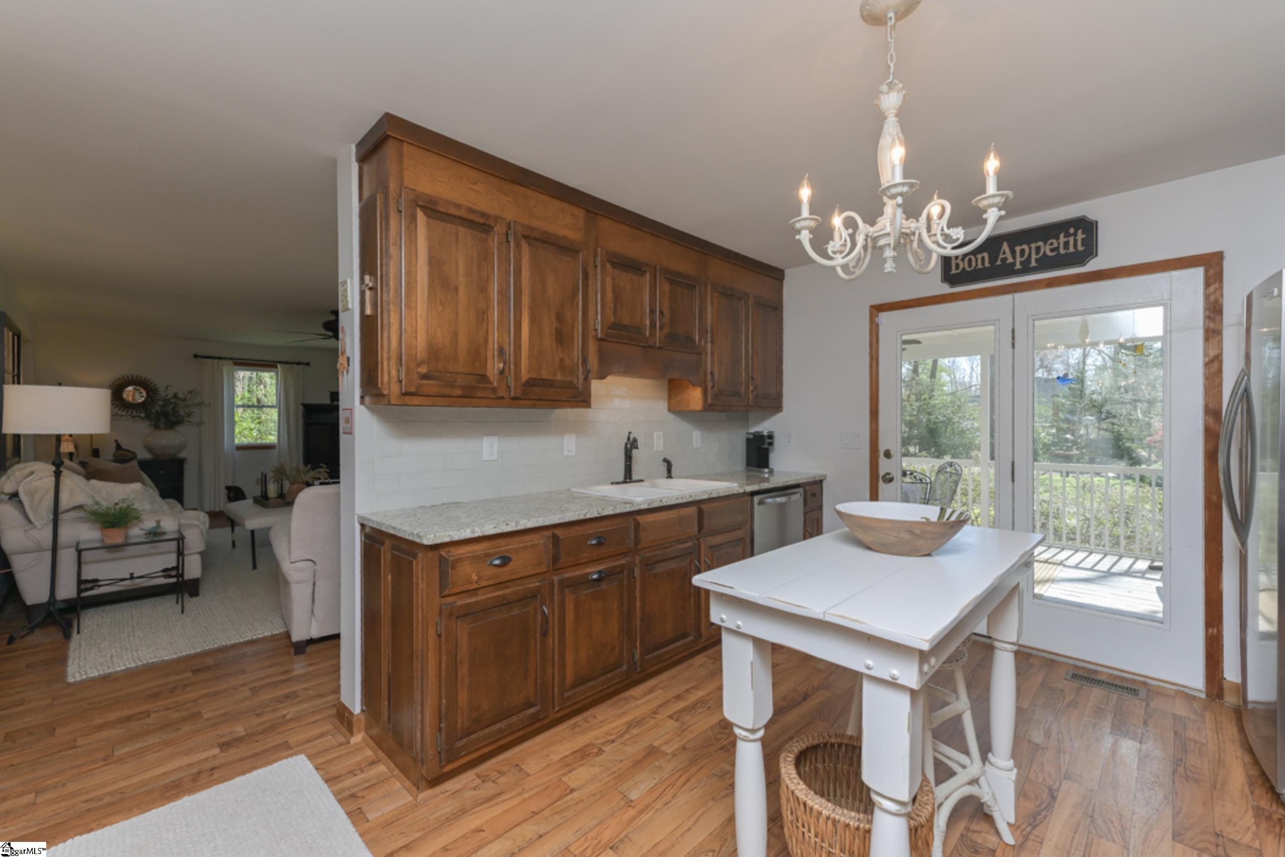 2416 Roper Mountain Road Simpsonville, SC 29681 - Photo 13 of 33 Gallery Image 13