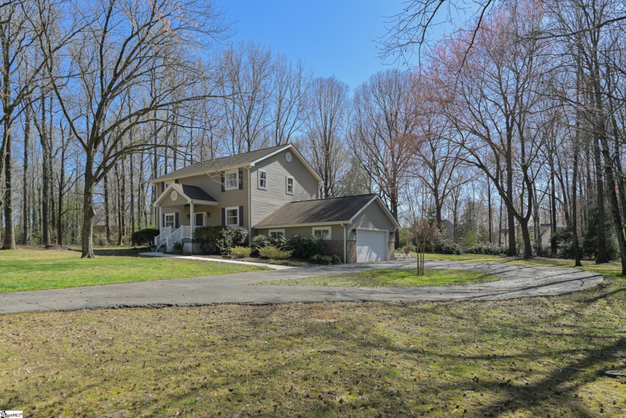 2416 Roper Mountain Road Simpsonville, SC 29681 - Photo 7 of 33 Gallery Image 7