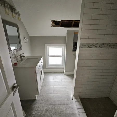 $423,900 | 121 Fourth Street, Libertyville, IL 60048