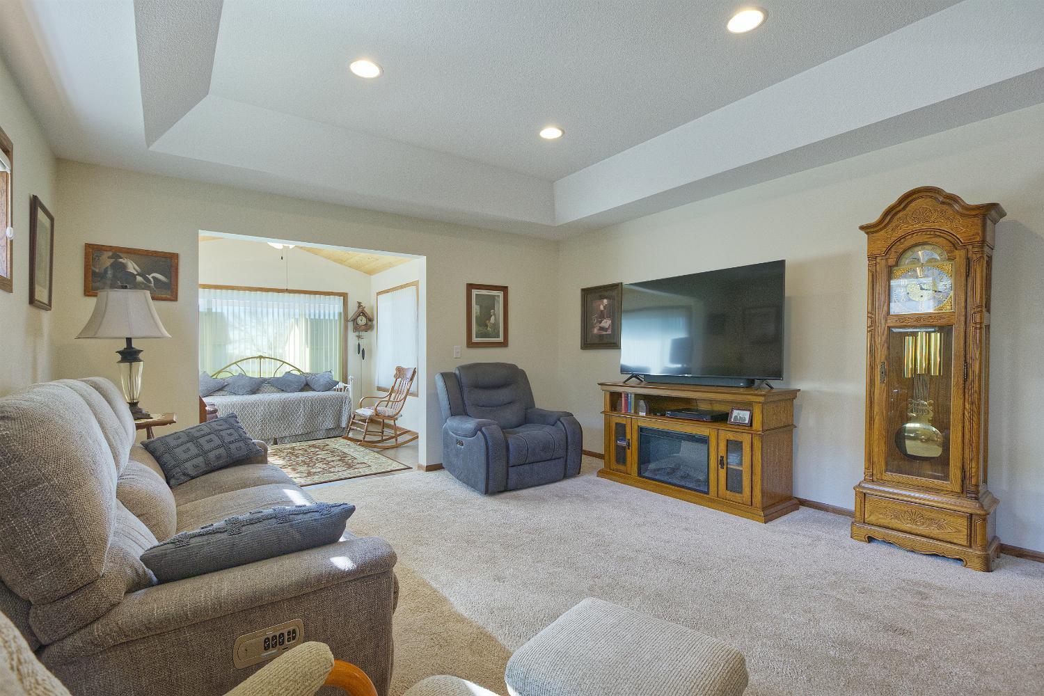 446 Lake Trail Winsted, MN 55395 - Photo 12 of 36