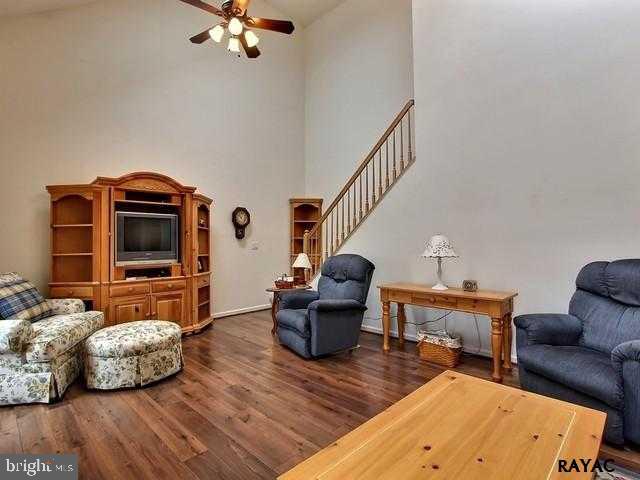 6420 Shutt Road Spring Grove, PA 17362 - Photo 13 of 35