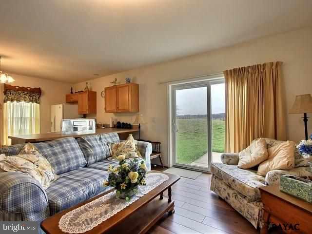 6420 Shutt Road Spring Grove, PA 17362 - Photo 14 of 35