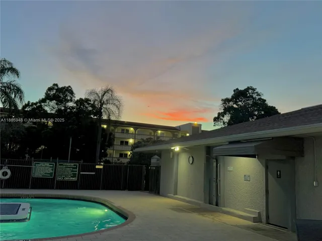 $154,900 | 2405 Antigua Circle, Unit M4, Coconut Creek, FL 33066